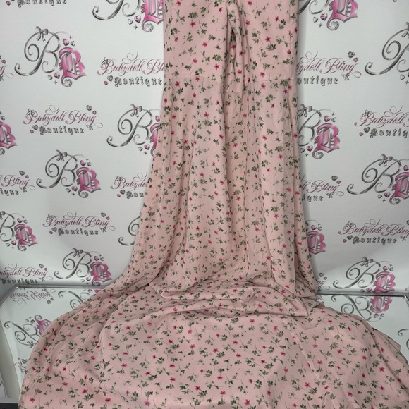 WAYF dress floral pink green side slit on leg left side swoop neck rutched luxe - Picture 9 of 13